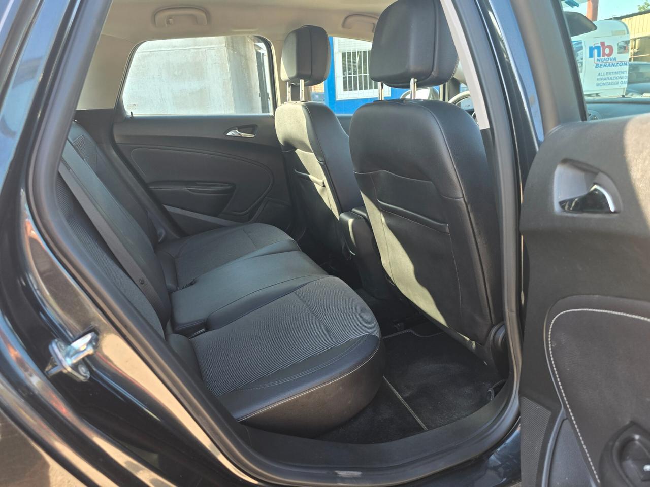 Opel Astra 1.4 Turbo 140CV Sports Tourer GPL Tech Elective