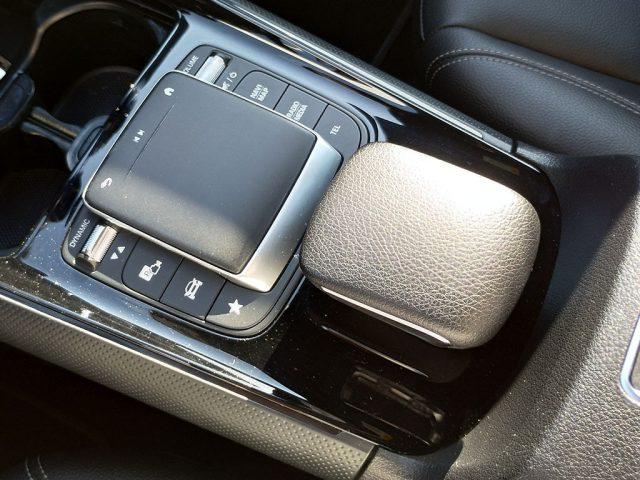 MERCEDES-BENZ GLA 250 E PHEV hybrid EQ Sport auto