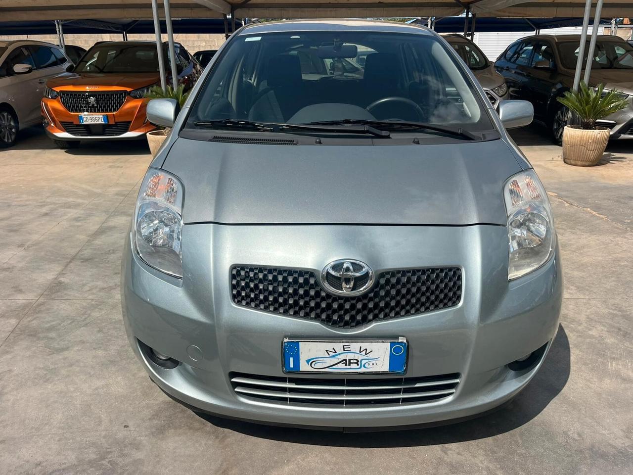 Toyota Yaris 1.3 5 porte M-MT CAMBIO AUTOMATICO