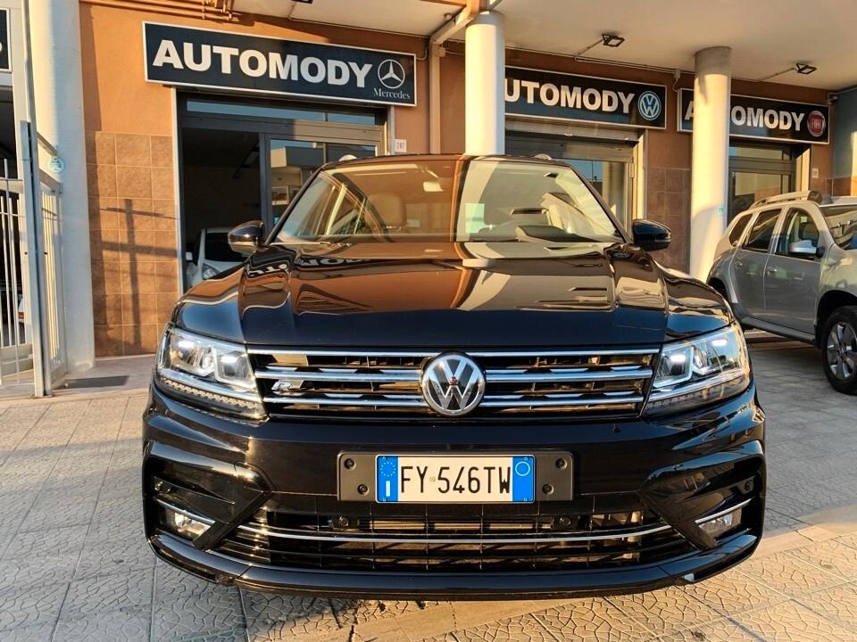 Volkswagen Tiguan 2.0 TDI SCR R-LINE 150 CV COOKPIT-CARPLAY-LED-CAM