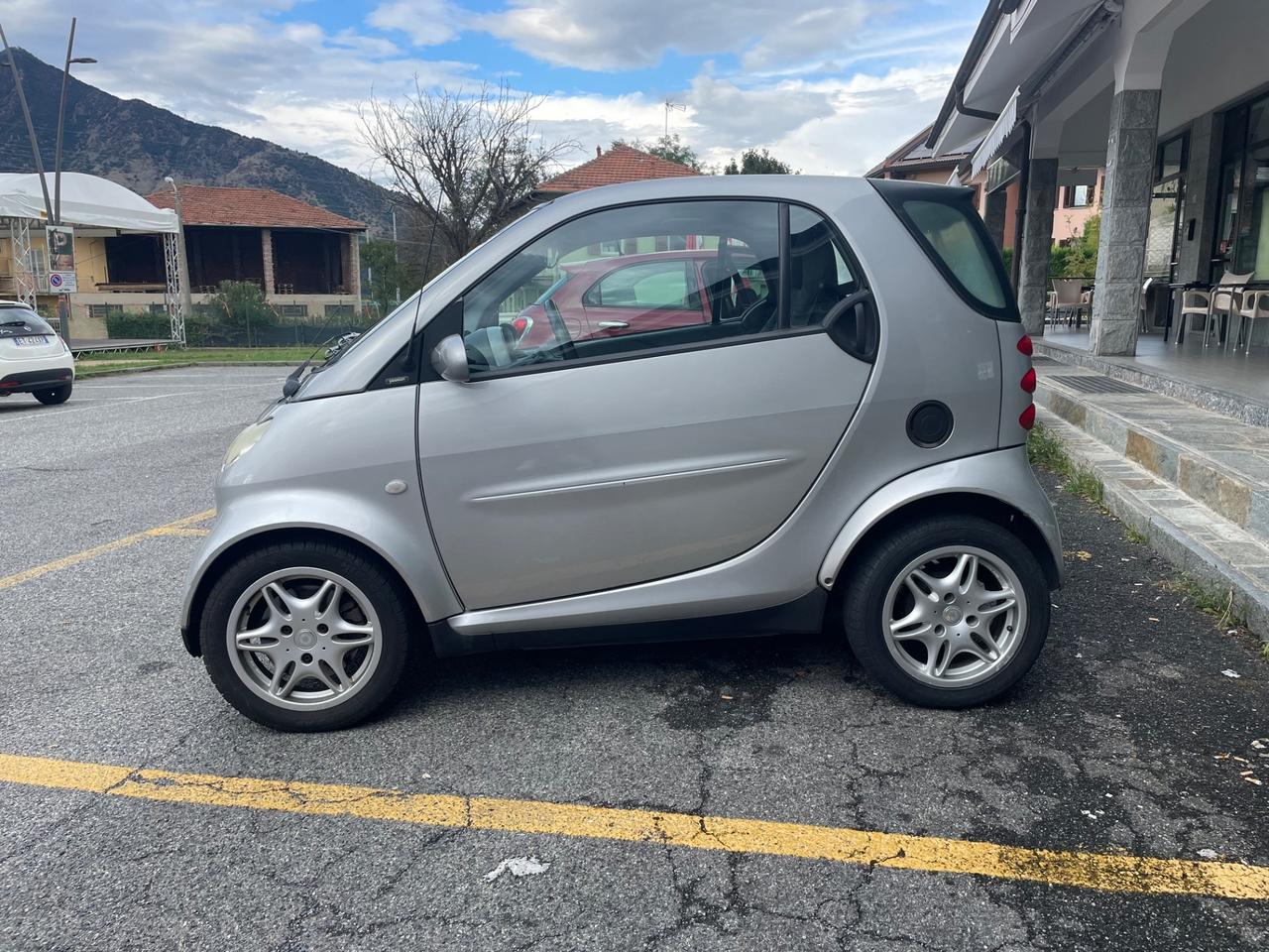 Smart 700 city-coupé passion