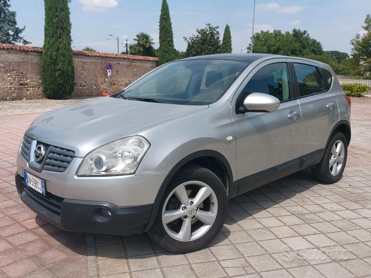 Nissan Qashqai Qashqai I 2008 2.0 dci Tekna dpf
