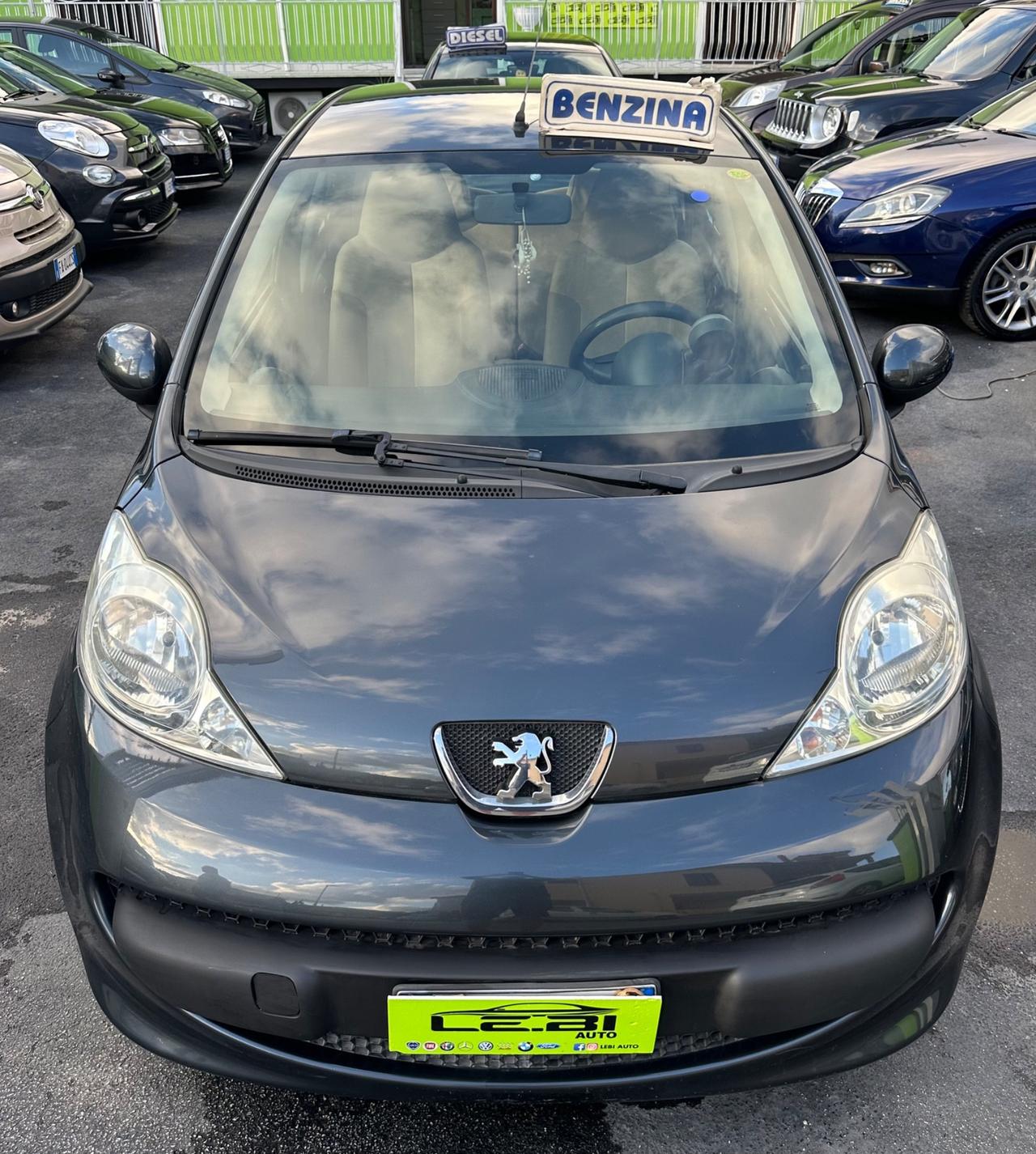 Peugeot 107 1.0 68CV 5p. Sweet Years 2007