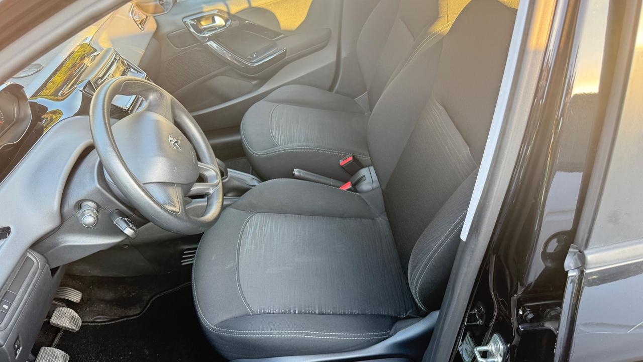 Peugeot 208 1.4 HDi 68 CV 5 porte Access