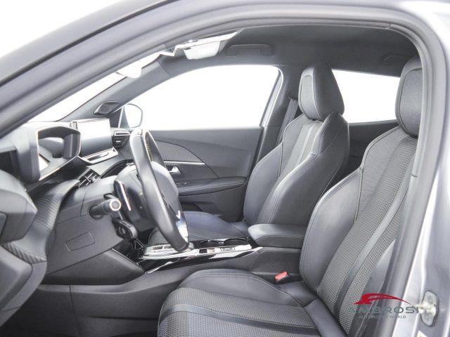PEUGEOT 2008 BlueHDi 130 S&S EAT8 GT Pack