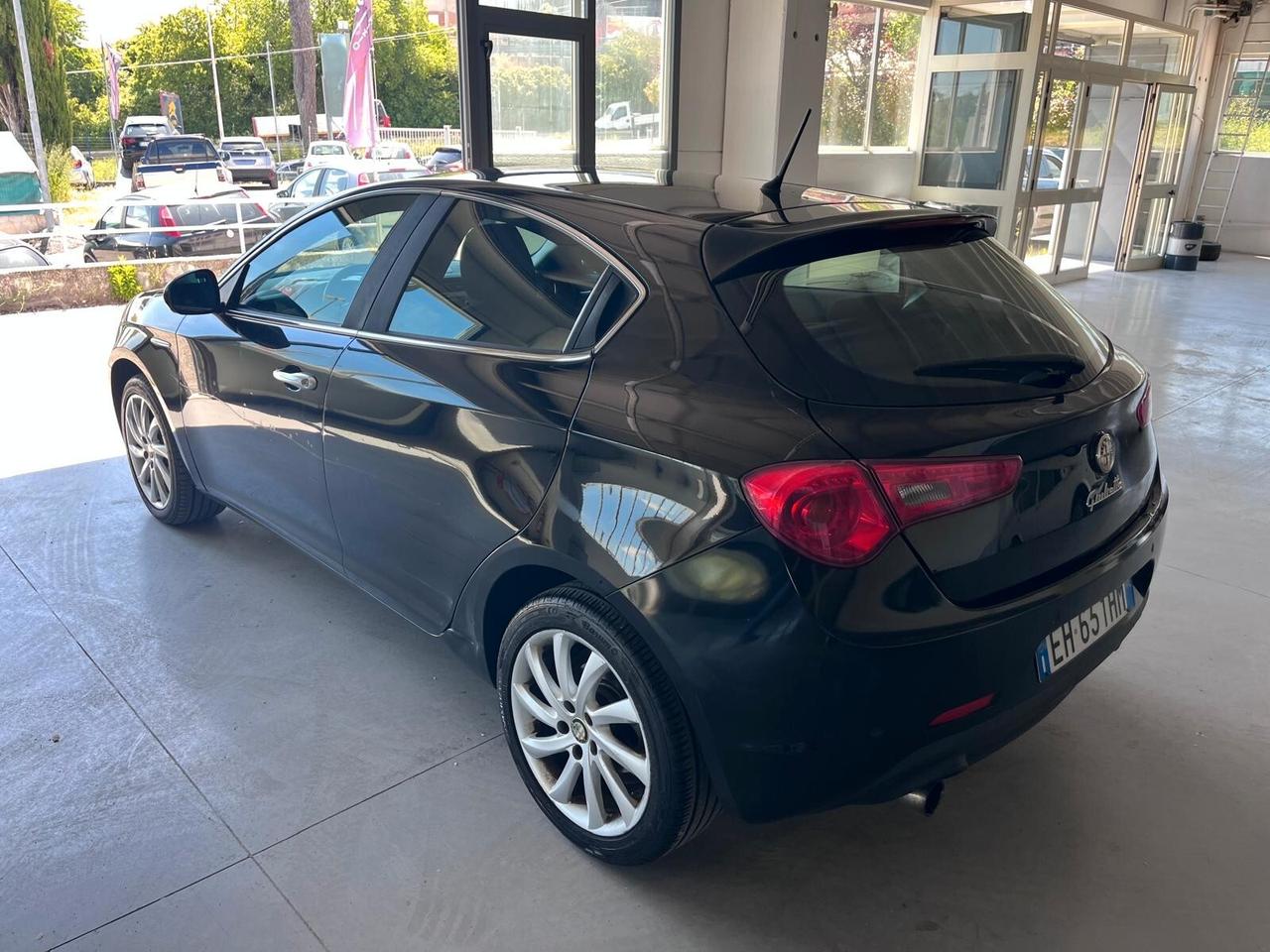 Alfa Romeo Giulietta 2.0 JTDm-2 140 CV Distinctive