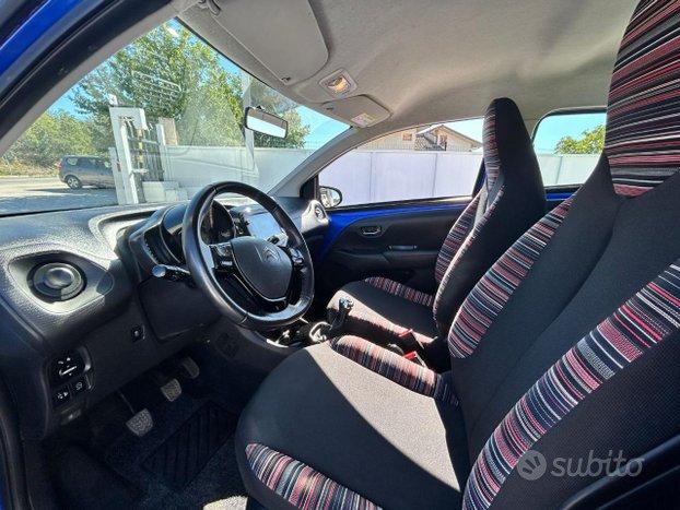 CITROEN C1 VTi 72cv 5 porte Shine