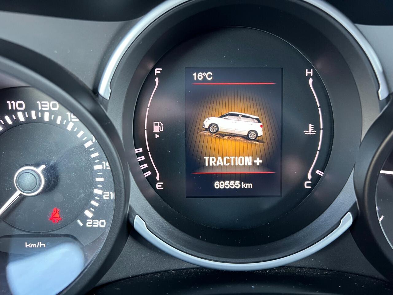 Fiat 500L 1.4 95 CV Cross