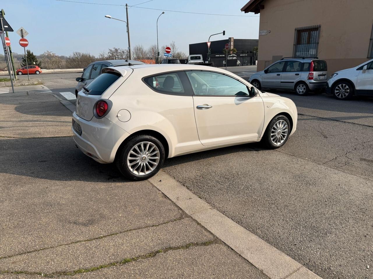 Alfa Romeo MiTo 1.3 JTDm 85 CV S&S Distinctive