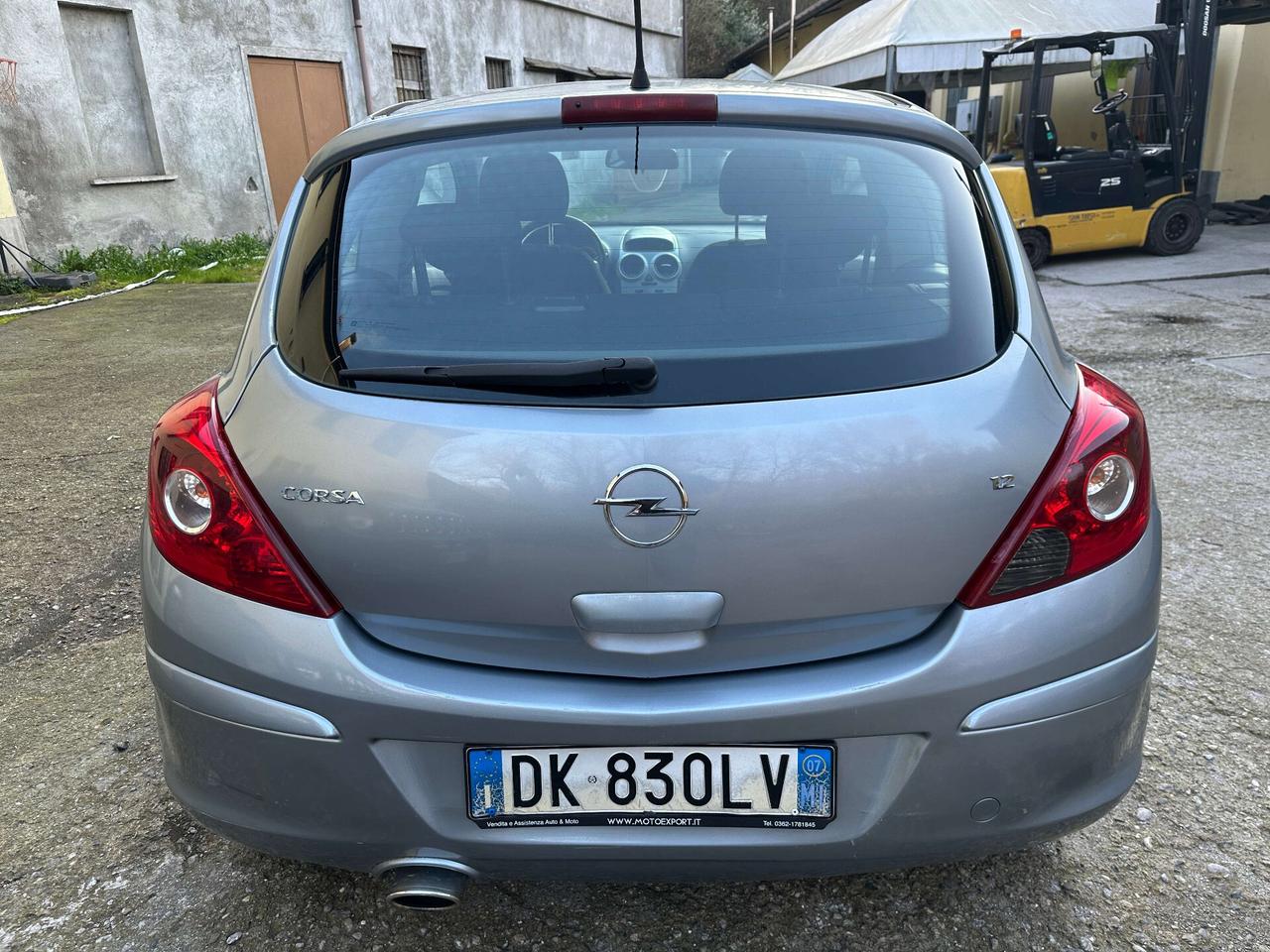 Opel Corsa 1.2 3 porte Enjoy