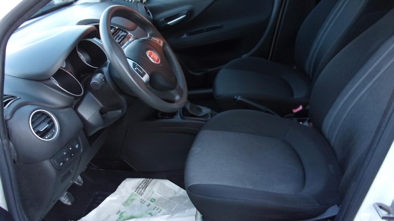 Fiat Punto 1.2 8V 5 porte Street