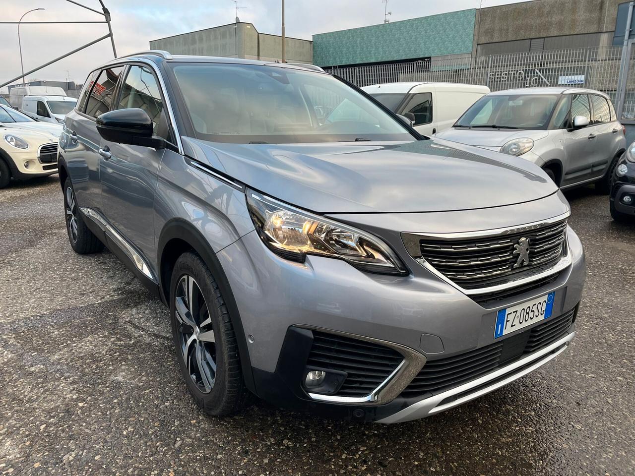 Peugeot 5008 PureTech Turbo 130 S&S Allure