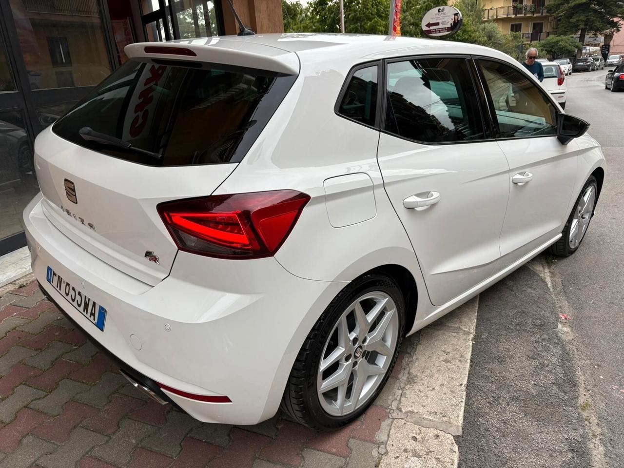 Seat Ibiza 1.6 TDI 95 CV 5 porte FR