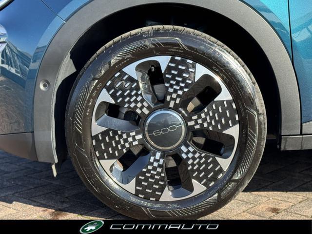 FIAT 600 Hybrid 100 CV DCT MHEV La Prima
