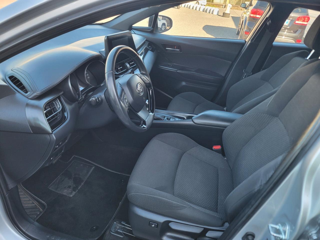 Toyota C-HR 1.8 Hybrid E-CVT Active GARANZIA 12 MESI