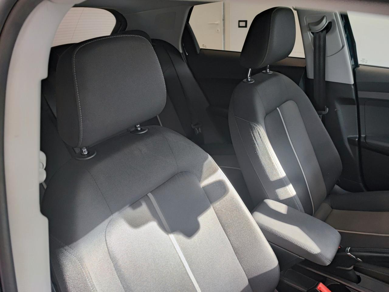 Audi A1 citycarver 30 TFSI Identity Contrast