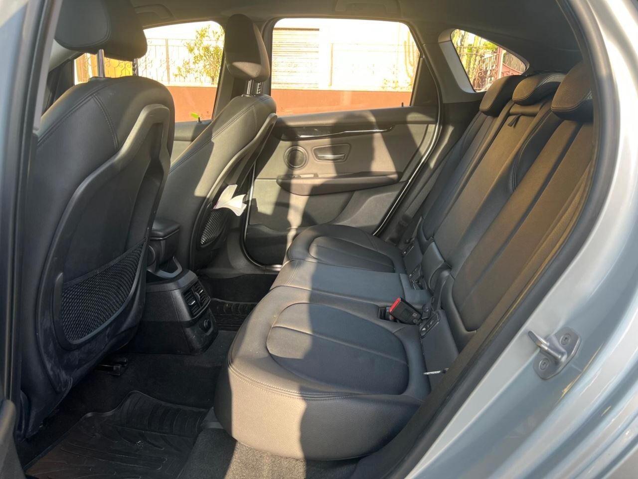 Bmw 2er Active Tourer 216d Active Tourer Advantage