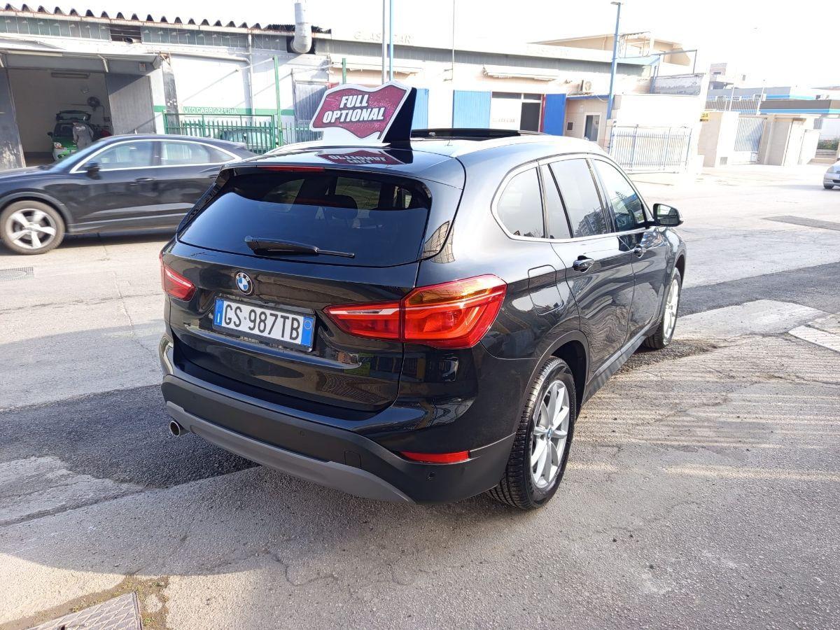 BMW X1 sDrive16d Business NAV/TETTO/RETROC