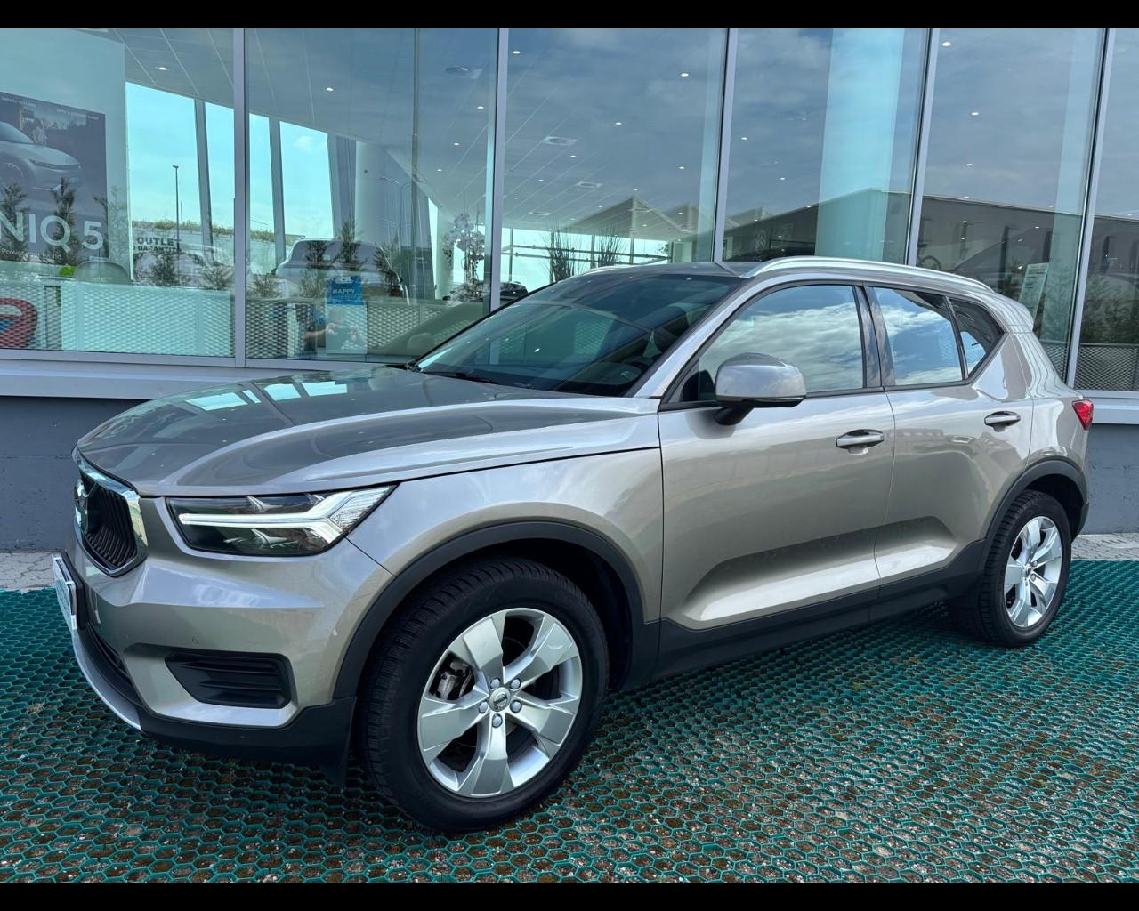 VOLVO XC40 N1 - XC40 N1 1.5 T2 Momentum geartronic AUTOCARRO