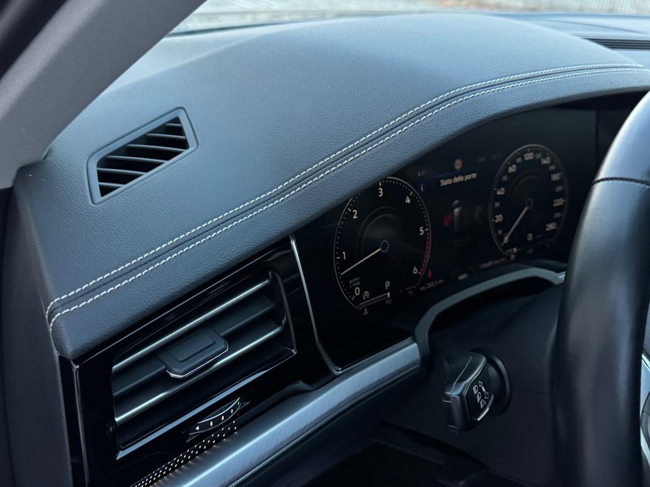 Volkswagen Touareg 3.0 V6 TDI 231cv Garanzia
