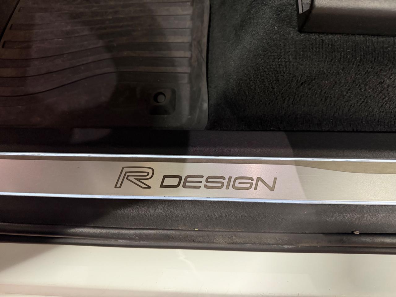 Volvo XC 90 XC90 D5 AWD Geartronic 7 posti R-design