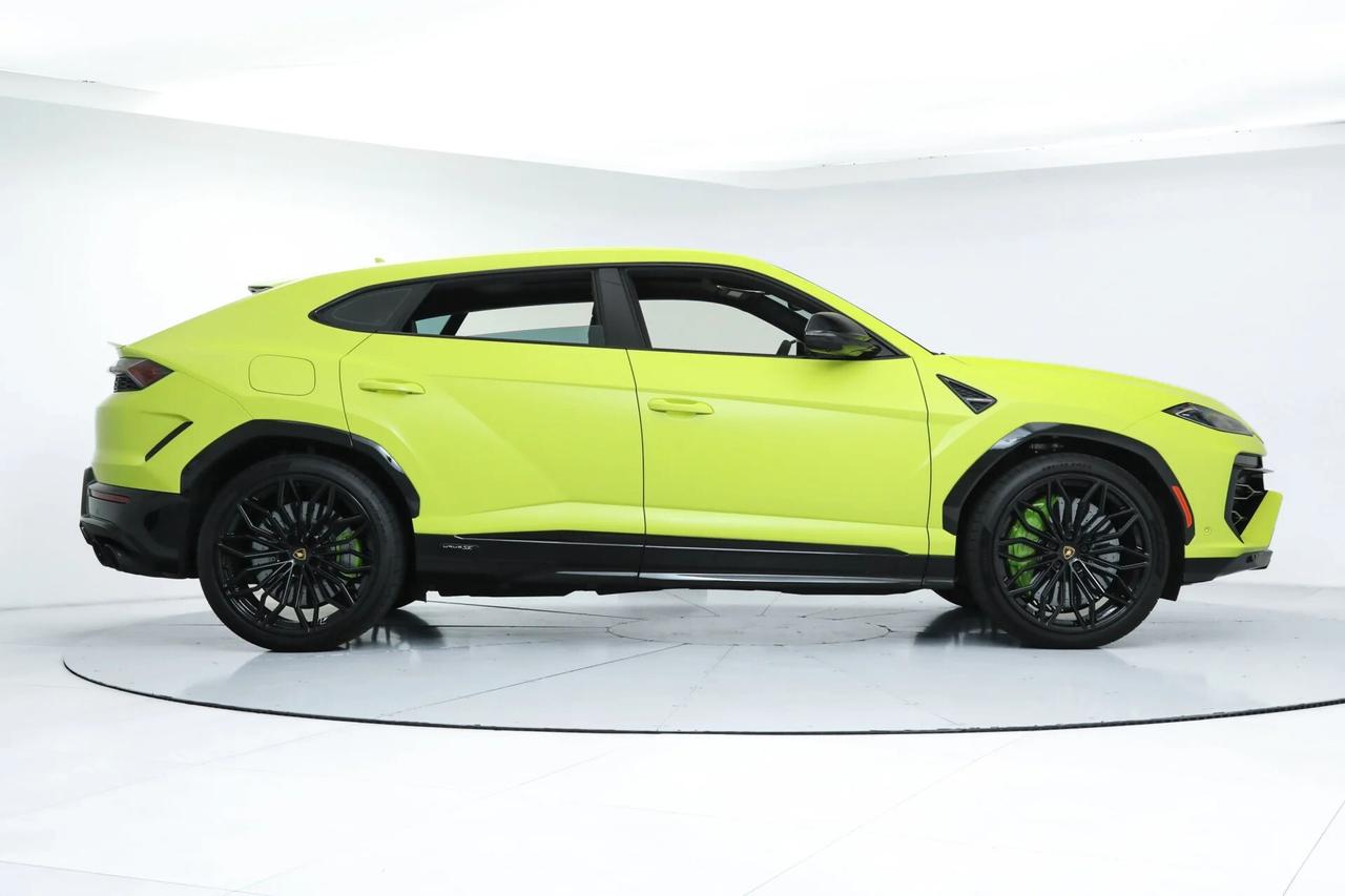 Lamborghini Urus 4.0 SE NOLEGGIO LUNGO TERMINE - LEASING FULL INCLUSIVE