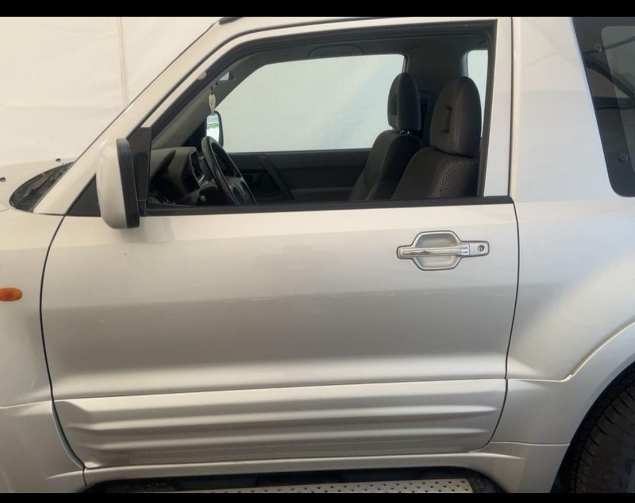 Mitsubishi Pajero 3.2 16V DI-D 3p. GLS