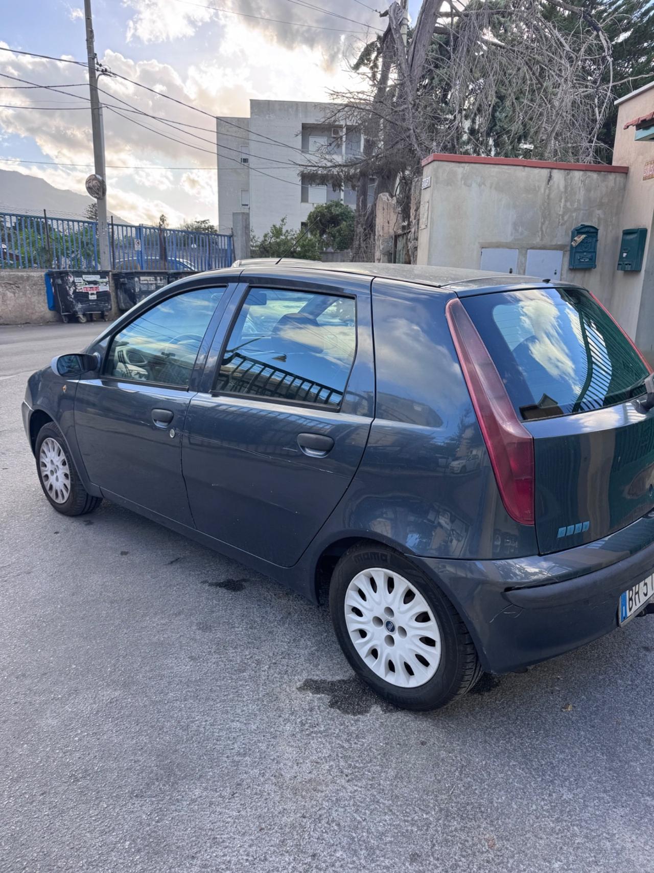 Fiat Punto 1.9 JTD 5 porte HLX