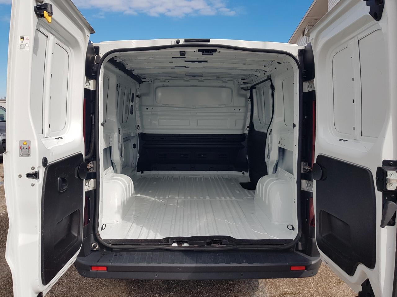 RENAULT TRAFIC T27 2.0 DCI 120CV PC-TN FURGONE