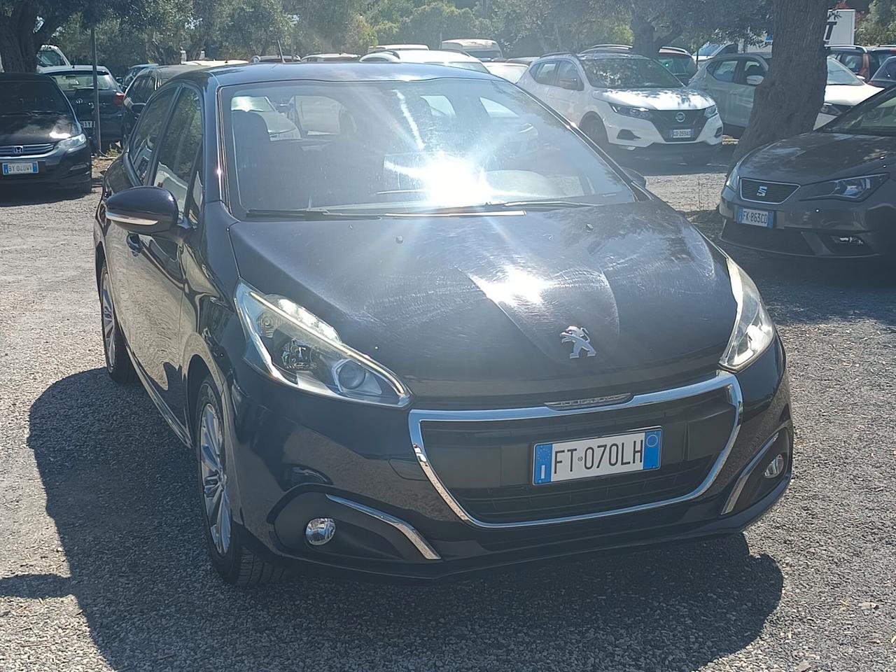 Peugeot 208 2019 - 1.2 benzina Lb automobili