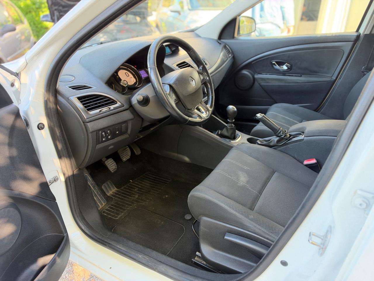 Renault Megane Mégane 1.5 dCi 110CV Wave Autocarro