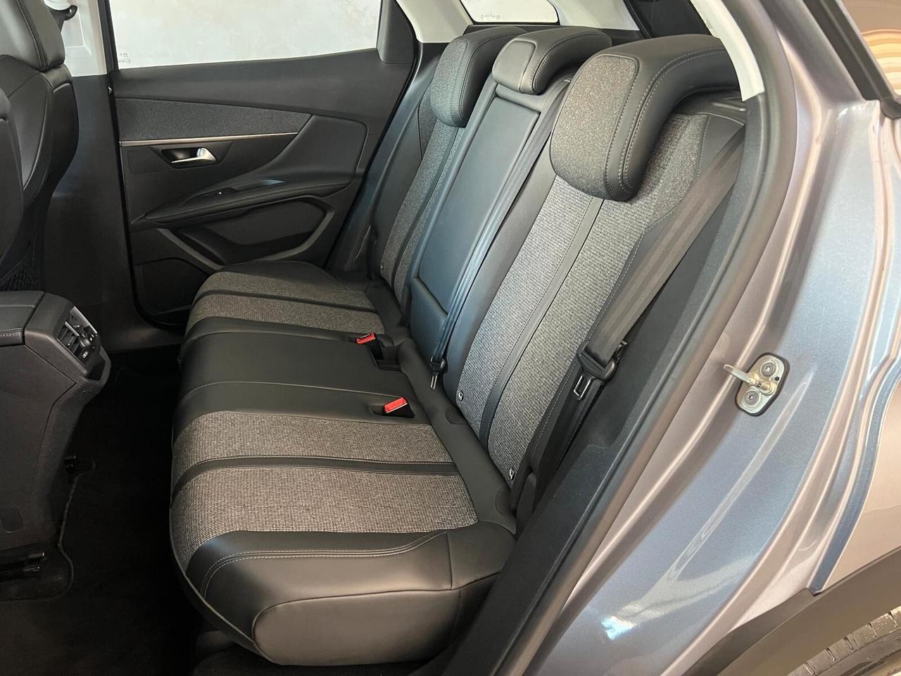 Peugeot 3008 BlueHDi 130 S&S EAT8 Allure 2019