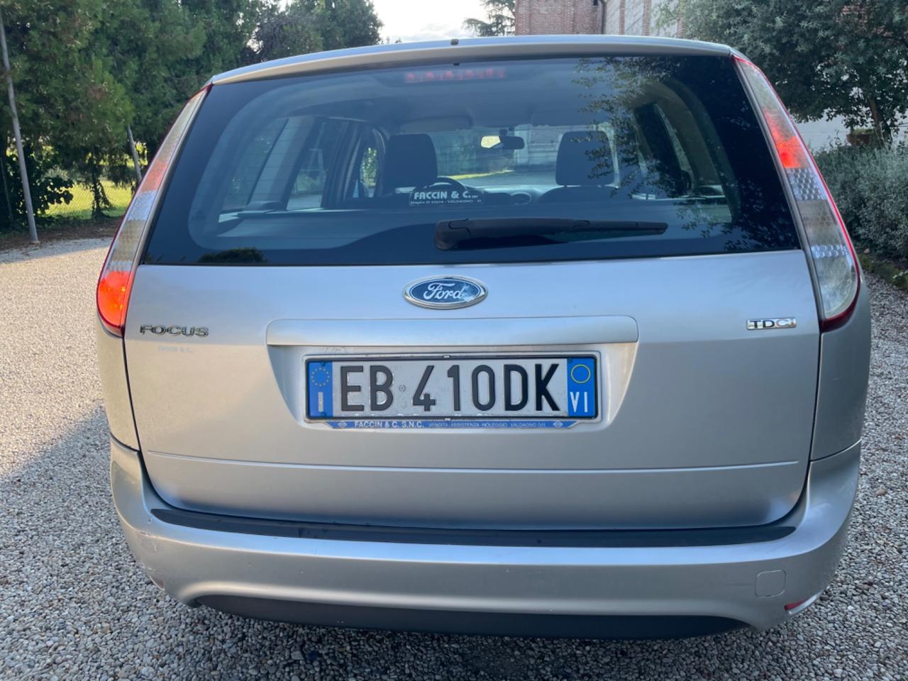 Ford Focus 1.6 TDCi titanum pronta al uso .€.2500