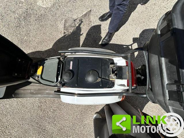 PIAGGIO Vespa 50 HP .