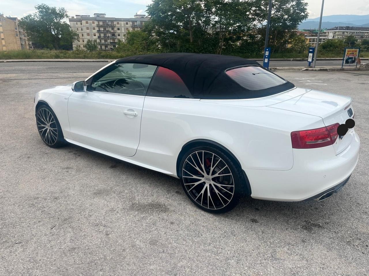 Audi A5 Cabrio 2.0 TDI F.AP. Ambiente
