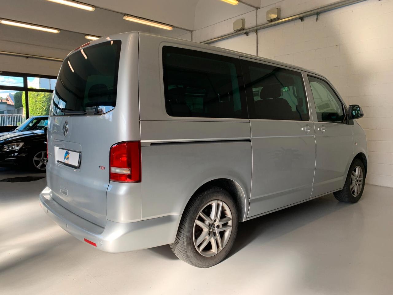 Volkswagen Multivan 2.0 BiTDI 180CV Comfortline