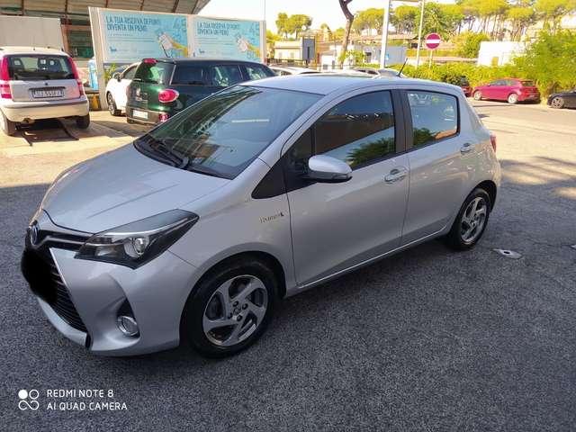 Toyota Yaris Yaris III 2015 5p 1.5h Active