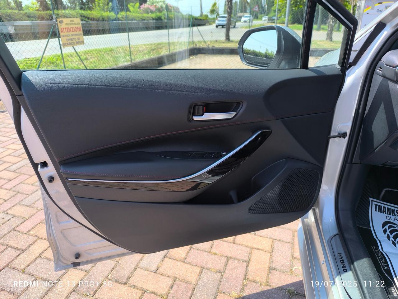 Toyota Corolla Touring Sports 2.0 Hybrid Lounge