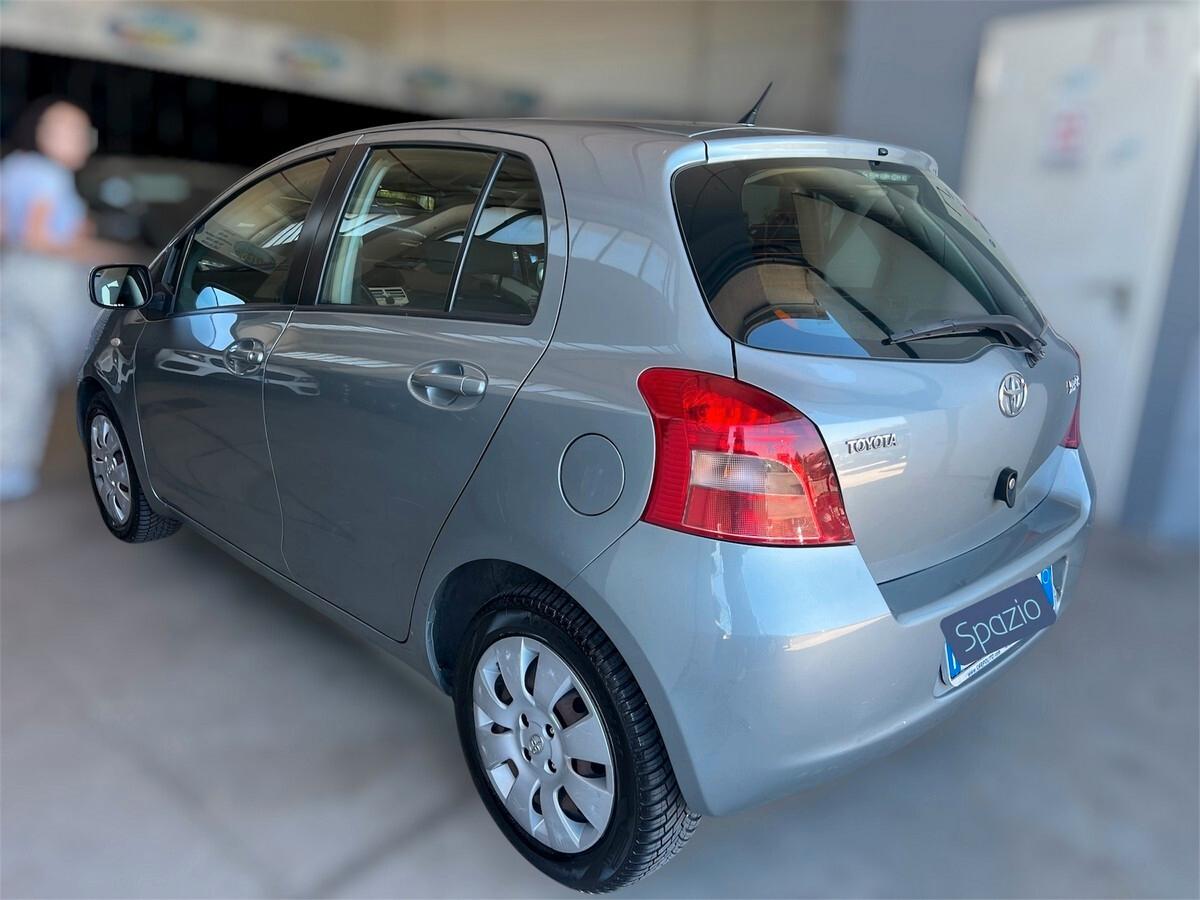 Toyota Yaris 1.3 5 porte/ok neopatentati