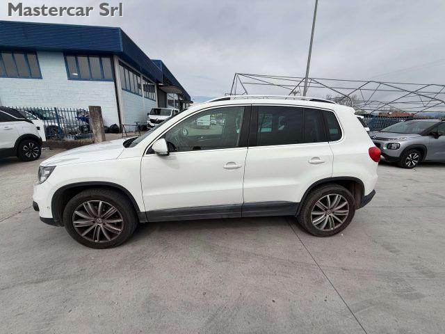 VOLKSWAGEN Tiguan Tiguan 2.0 tdi Sport. EN069YE