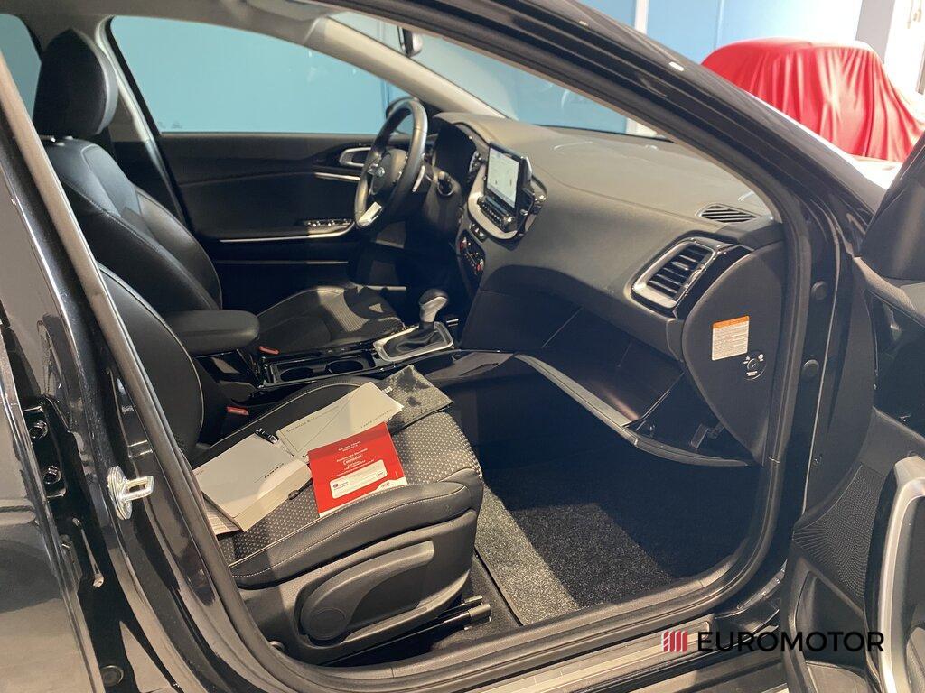 Kia Xceed 1.6 CRDi MHEV High Tech 2WD DCT