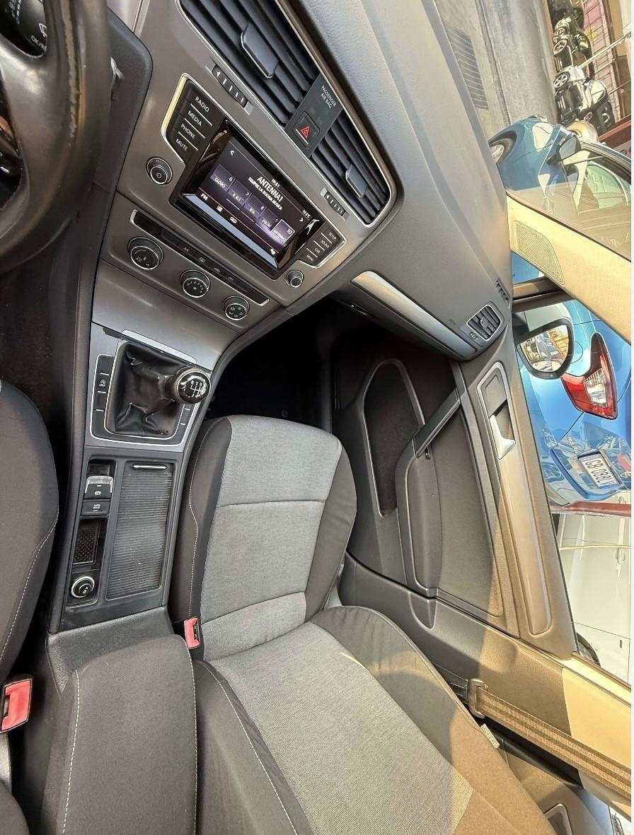 Golf 1.6 TDI -Highline-unipro-rate-garanzia