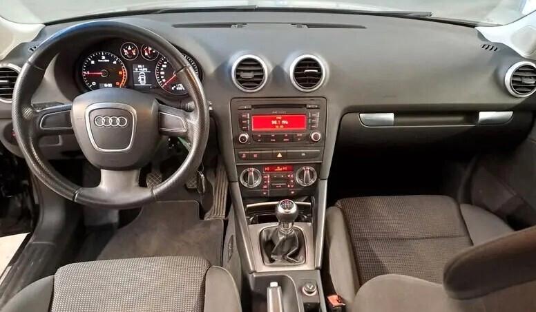 Audi A3 SPB 1.6 TDI CR F.AP. Young Edition