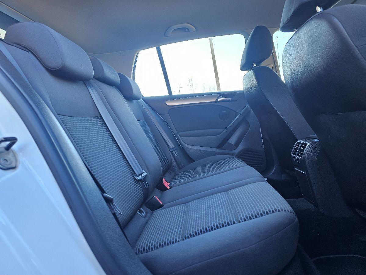 VOLKSWAGEN GOLF 6 1.2 BENZ 5 PORTE GARANZIA 12 MESI