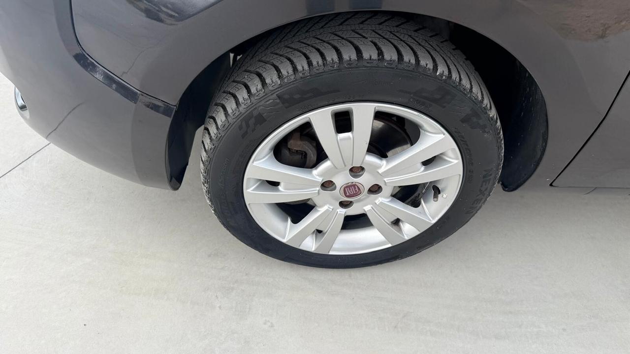 Fiat Qubo 1.3 MJT 95 CV Trekking