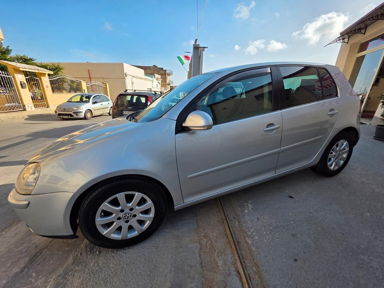 Volkswagen Golf 2.0 16V TDI 5p. Comfortline