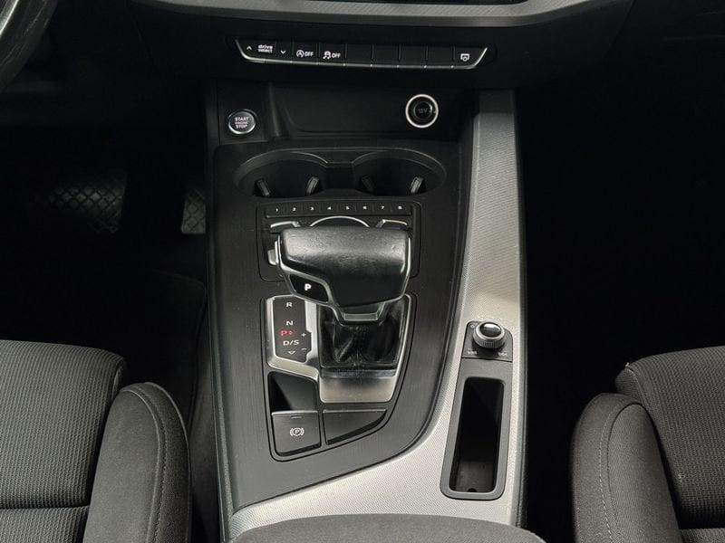Audi A5 Sportback 40 2.0 tdi 190cv S-Tronic Business Advanced Virtual Cockpit Fari LED Sedili Riscaldabili