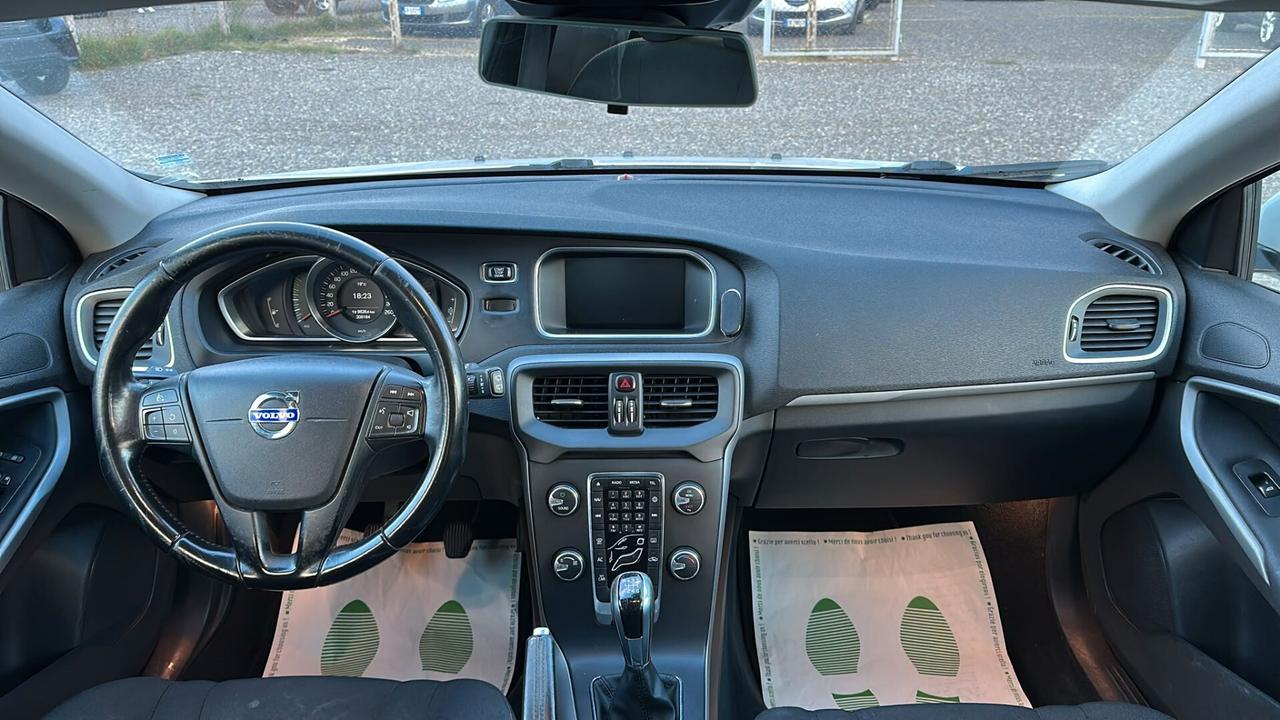 Volvo V40 D2 1.6 Momentum