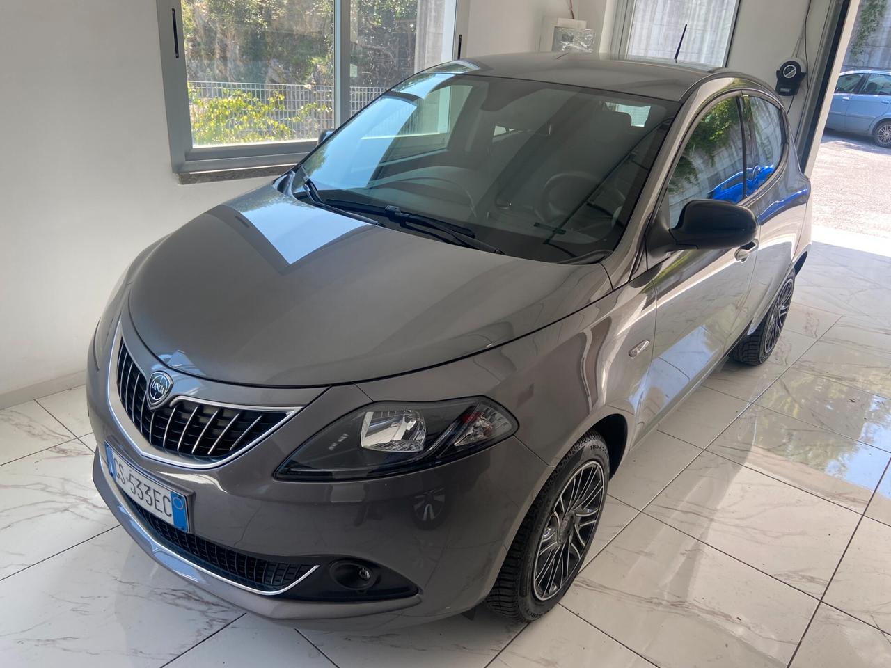 Lancia Ypsilon 1.0 FireFly 5 porte S&S Hybrid UnYca