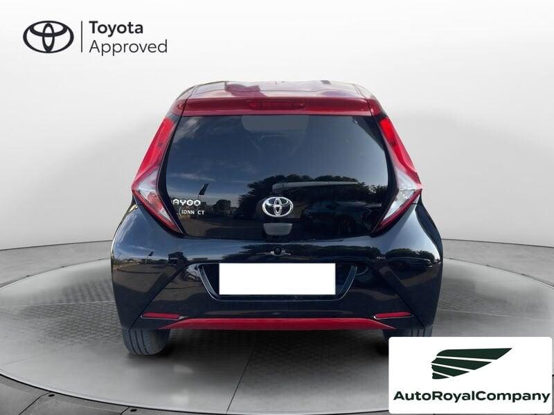 Toyota Aygo Connect 1.0 VVT-i 72 CV 5 porte x-clusiv